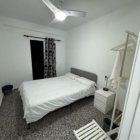 Apartamento De Habitaciones Privadas En El Centro De Málaga Buitenkant foto